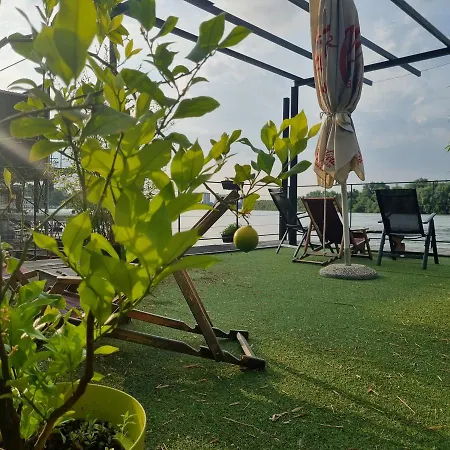 博条查理住宿加早餐旅馆 贝尔格莱德