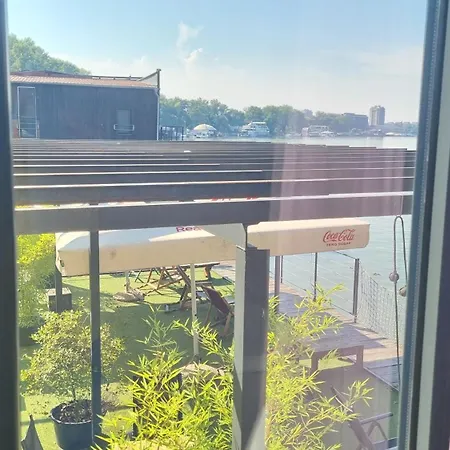 博条查理住宿加早餐旅馆 3* 贝尔格莱德