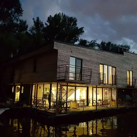 住宿加早餐酒店 博条查理住宿加早餐旅馆 3*